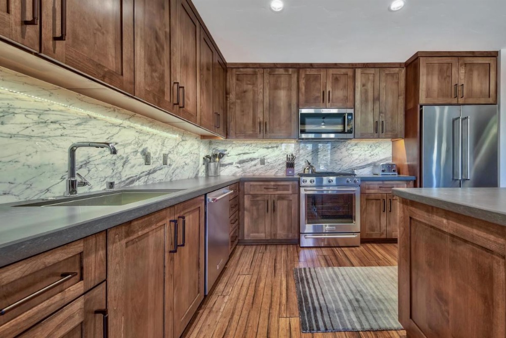 Zalanta - Lake Tahoe